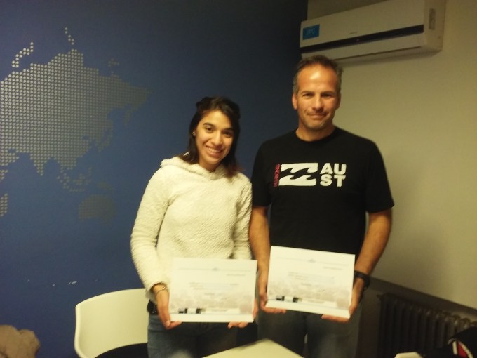 Stephanie y Alejandro certificados